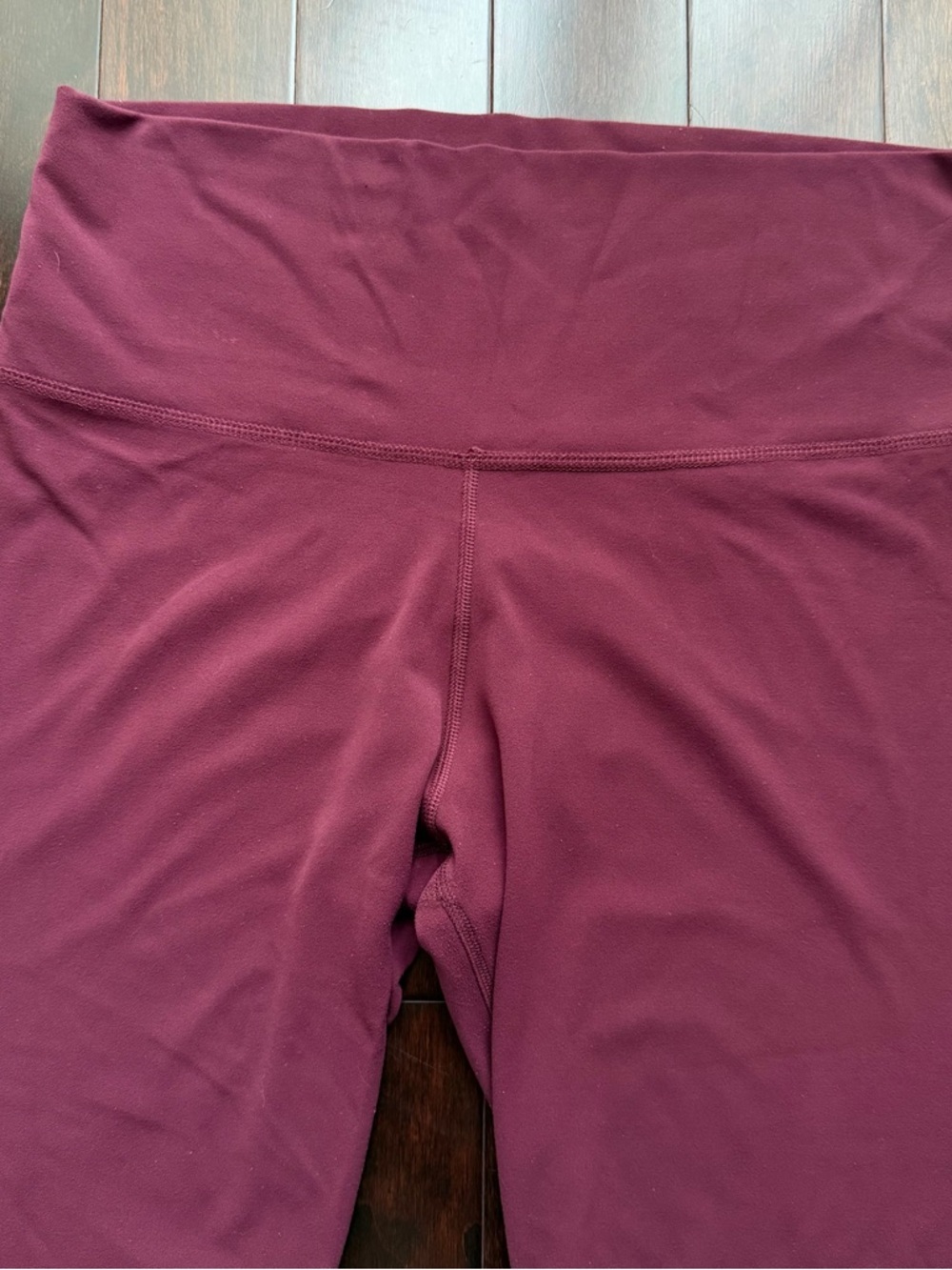 Nike Dri-Fit Cropped Leggings Size L Burgundy Maroon Workout Gym Yoga Pants Soft - Picture 2 of 6